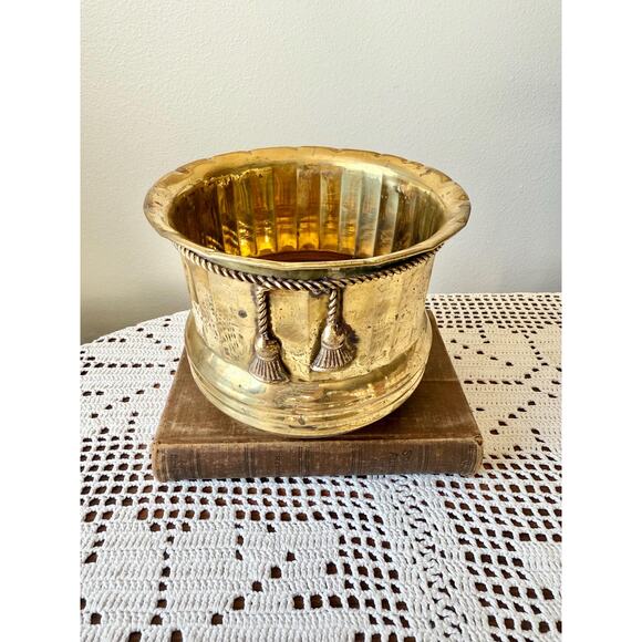 Vintage Hand Hammered Brass Planter: French Tassel Rope, Boho Decor - Picture 2 of 8